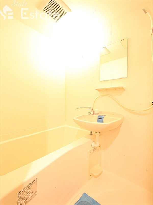 バス・シャワールーム　バスルーム