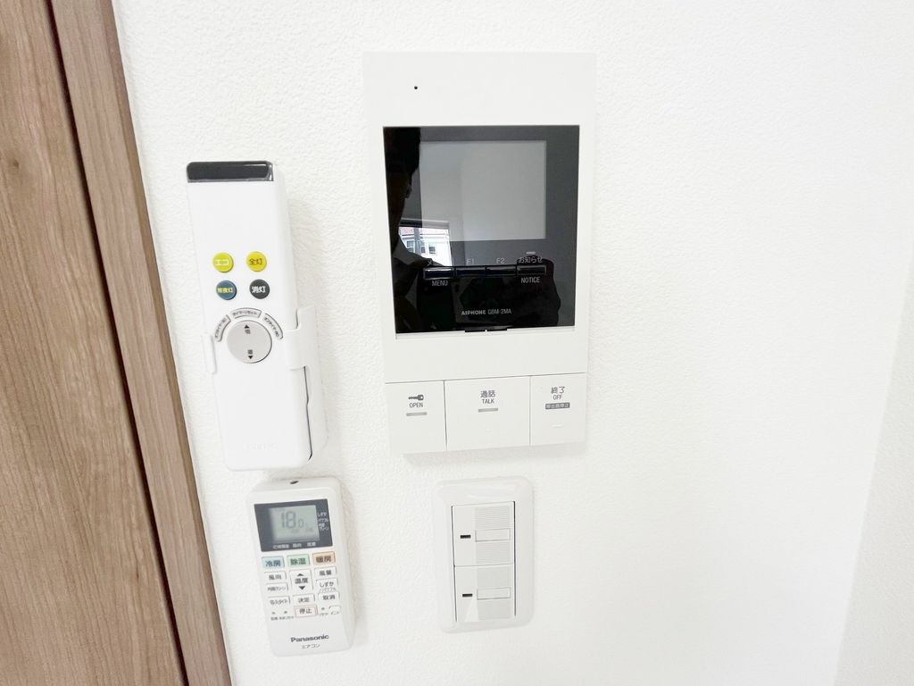 セキュリティ　同物件別部屋写真