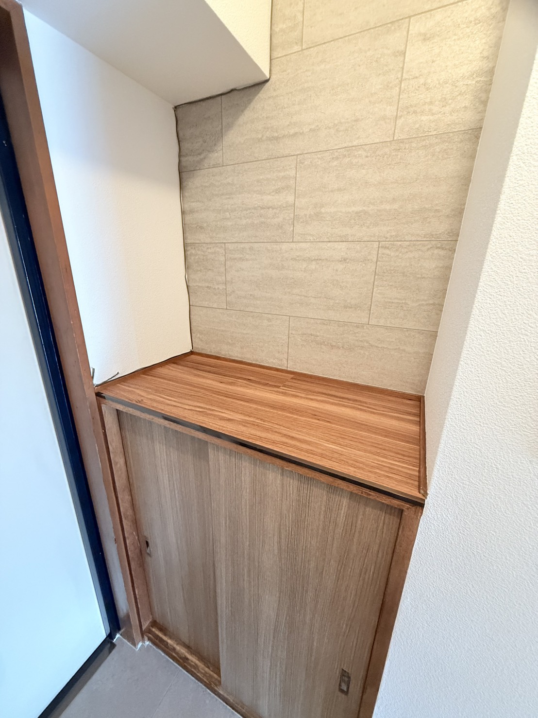 玄関　下足箱も完備してます。