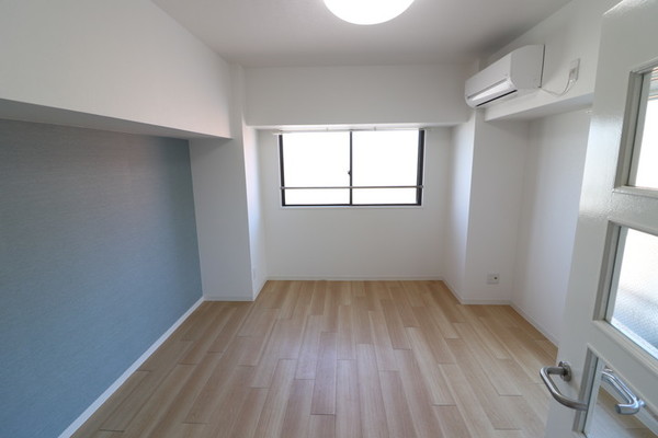 居室・リビング　現況の物を優先とします