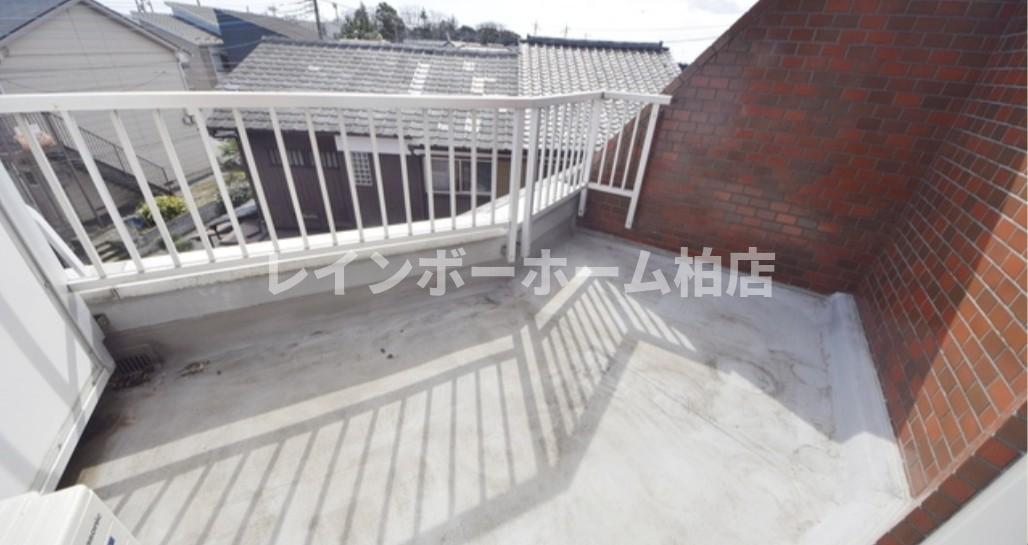 バルコニー　バルコニーがあります