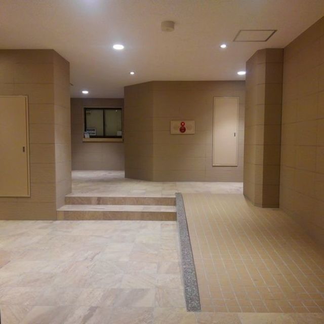 ロビー　ロビー