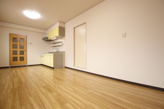 居室・リビング　※別室の参考写真の為、現況優先です。