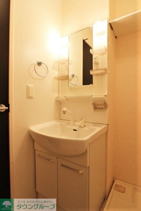 洗面設備　※別号室参考写真です