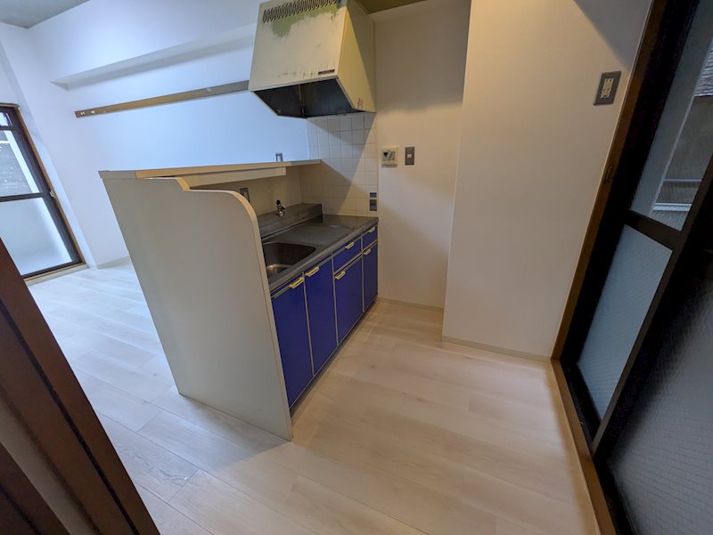 居室・リビング　同物件同号室の室内写真です。(102号室)