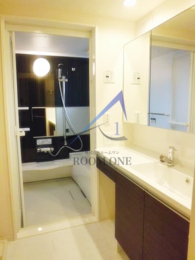 洗面設備　洗面台です。