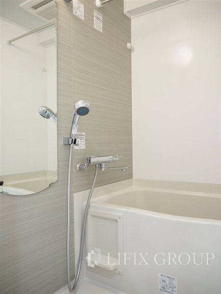 バス・シャワールーム　風呂