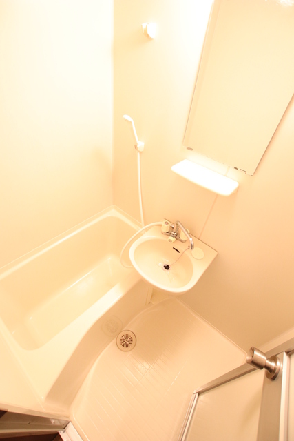 バス・シャワールーム　浴室