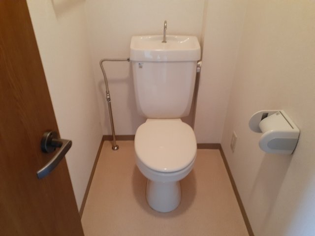 トイレ　トイレもきれいです