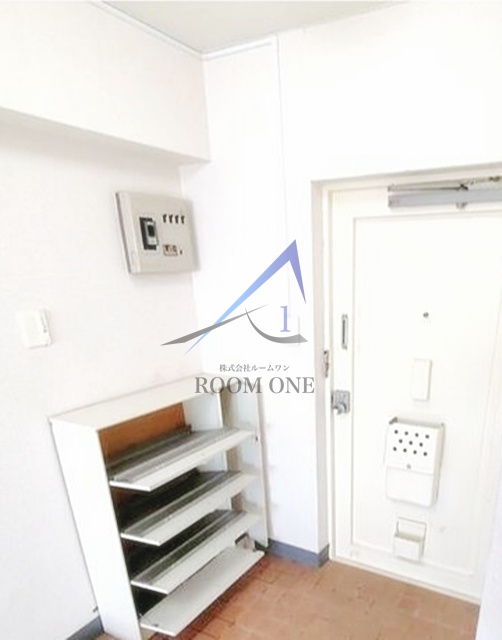 玄関　玄関です。