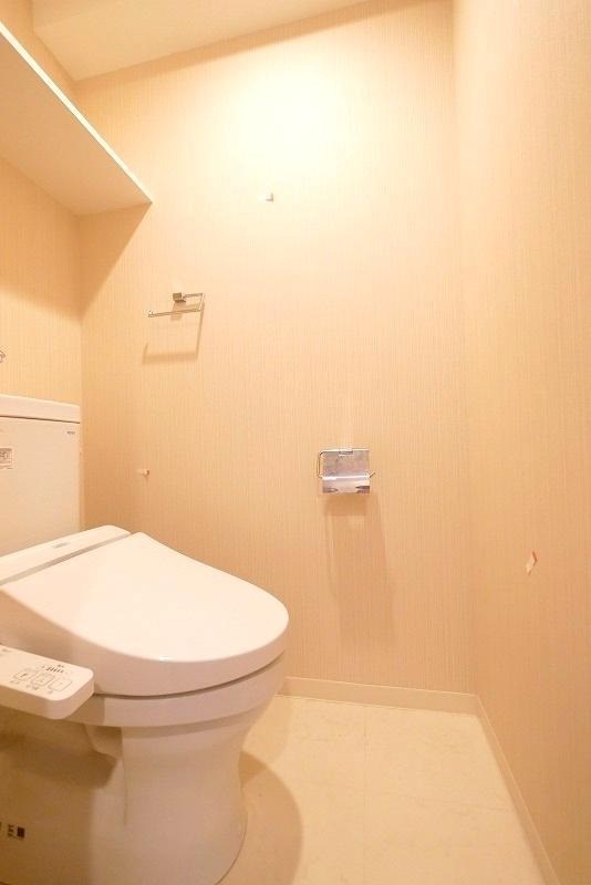 トイレ　※同物件、別部屋の写真です。