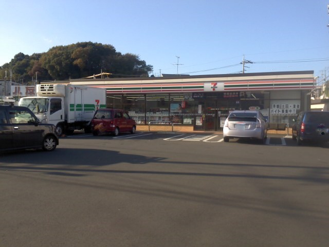 コンビニ　セブンイレブン 横浜八反橋店（コンビニ）まで585m