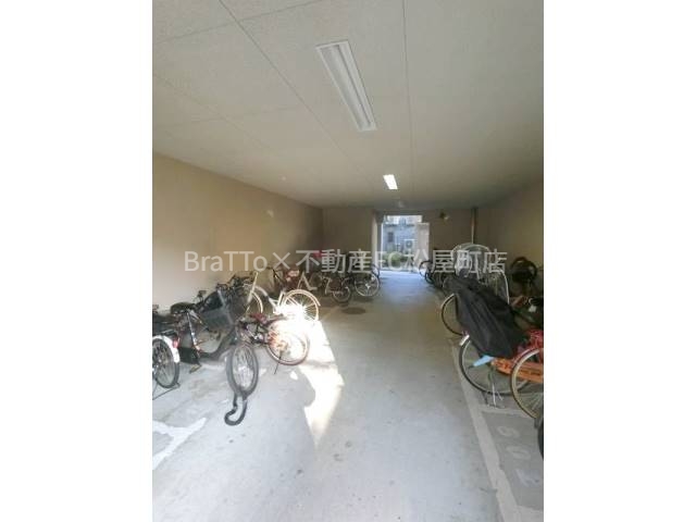 その他共有部分　マンション共用部分（駐輪場）