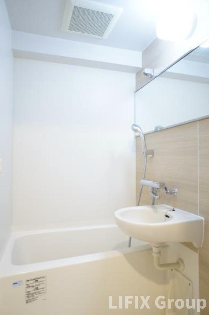 バス・シャワールーム　風呂