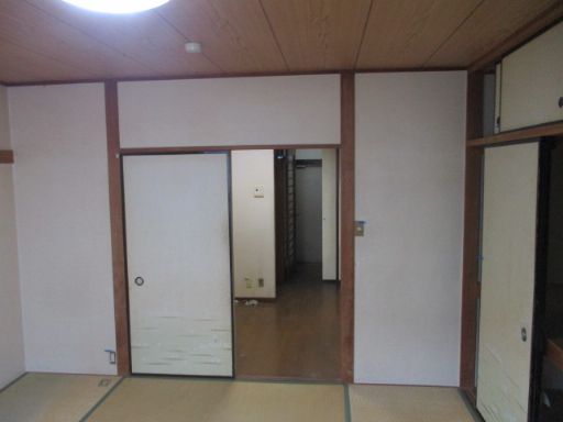 居室・リビング　きれいな和室です