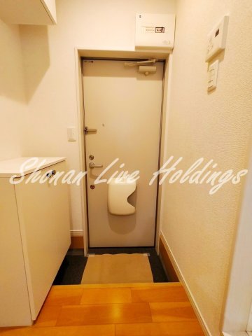 玄関　シューズボックス付き