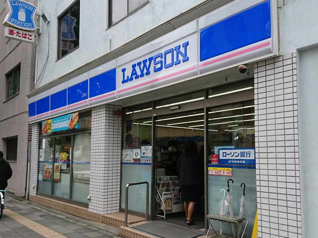 コンビニ　ローソン　高輪店（コンビニ）まで190m