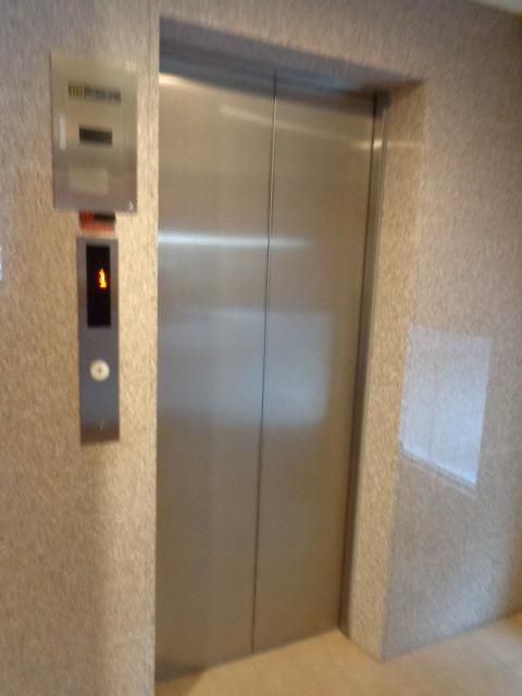 その他設備　エレベーター
