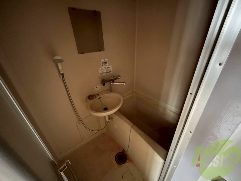 バス・シャワールーム　ユニットバスです。疲れを癒すのに欠かせませんね！