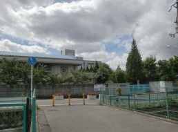 小学校　門真市立砂子小学校（小学校）まで419m