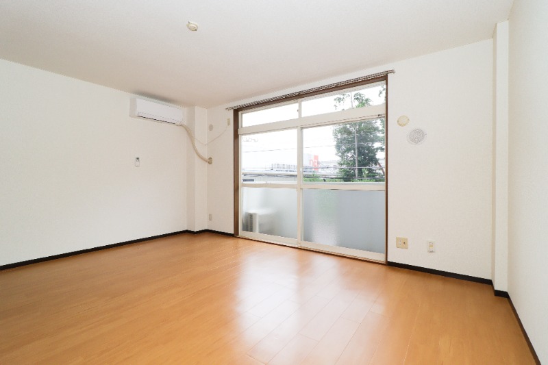 居室・リビング　図面と現状に相違がある場合には現状を優先