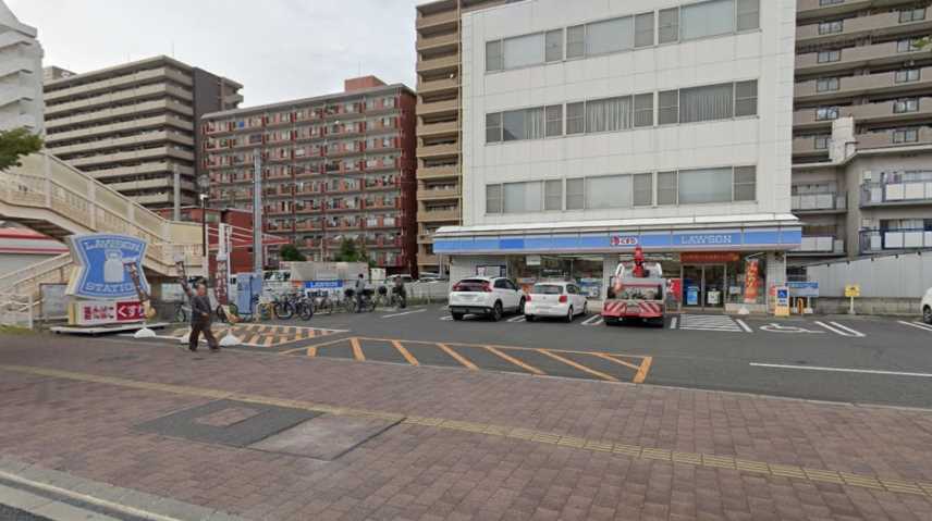 コンビニ　ローソン厚生町1丁目店（コンビニ）まで455m