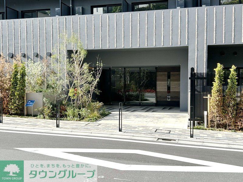 エントランス　部屋探しは株式会社　タウンハウジング　までお気軽にお問合せ…