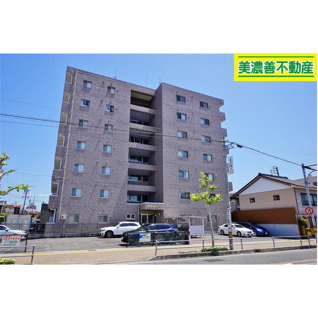 建物外観　お問い合わせは美濃善不動産駅前店へ！