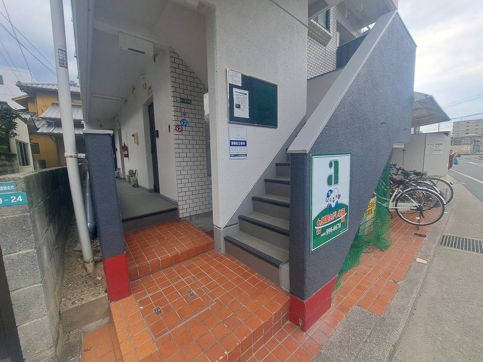 居室・リビング　階段