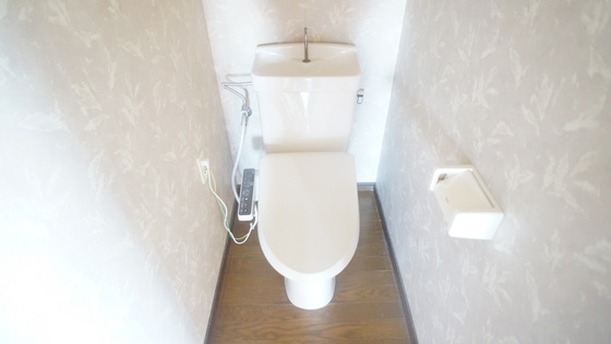 トイレ　シャワー付きトイレ