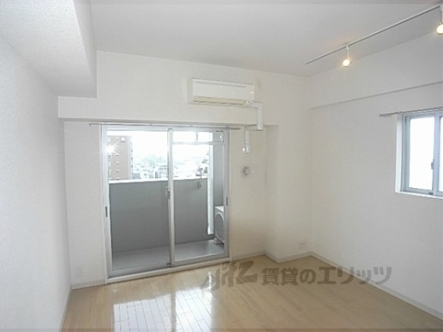 居室・リビング　居室