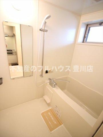 バス・シャワールーム　写真は別室