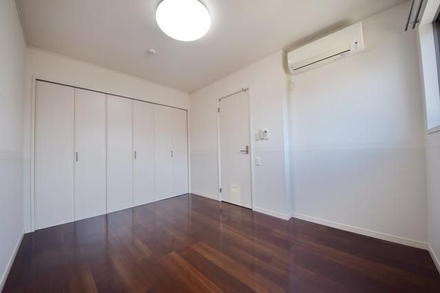 居室・リビング　エアコンつきです♪