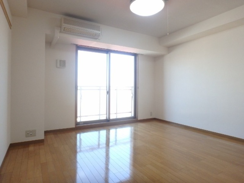 居室・リビング　図面と現状に相違がある場合には現状を優先