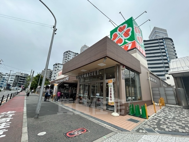 スーパー　ライフ　朝潮橋駅前店（スーパー）まで381m