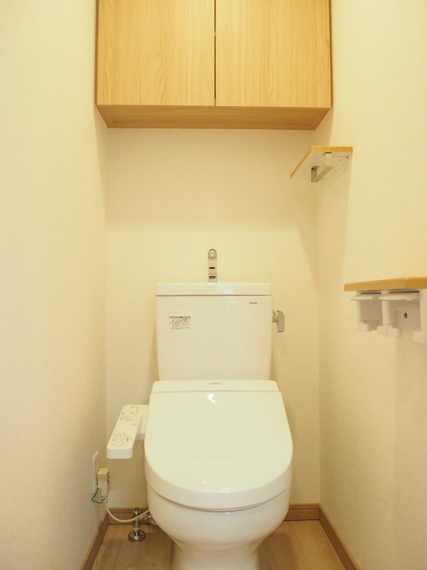 トイレ　同物件別部屋参考写真です。