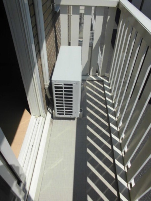 バルコニー　図面と現状に相違がある場合には現状を優先