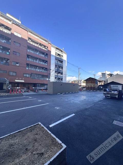 駐車場　広々駐車場代です♪