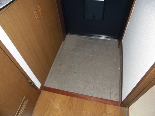 玄関　レジデンス黒龍 (写真間取り別タイプ)