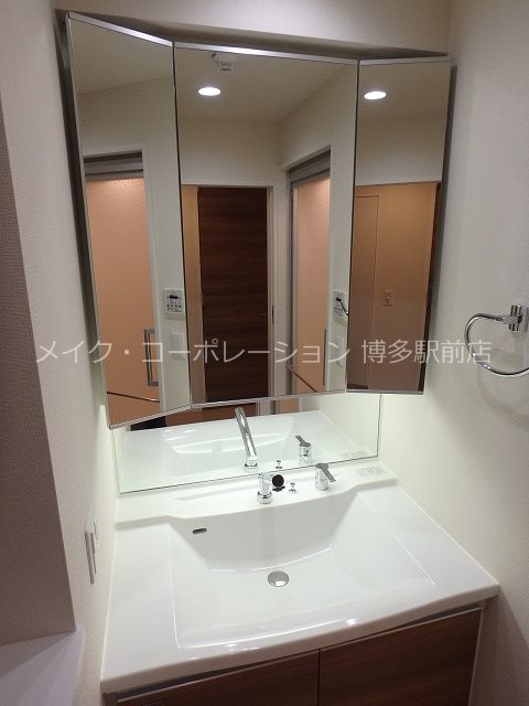 洗面設備　同物件・同間取り写真引用