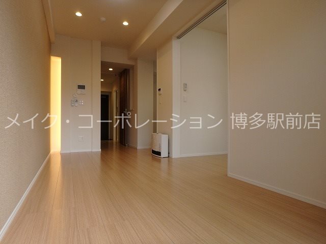 居室・リビング　同物件・同間取り写真引用