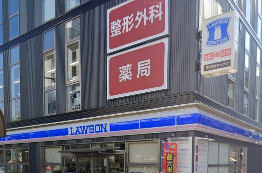コンビニ　ローソン あびこ駅前店（コンビニ）まで387m