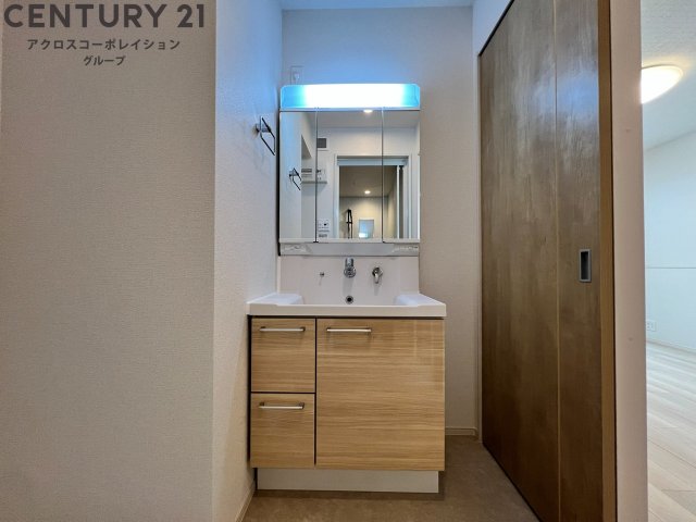 洗面設備　洗髪洗面化粧台です！