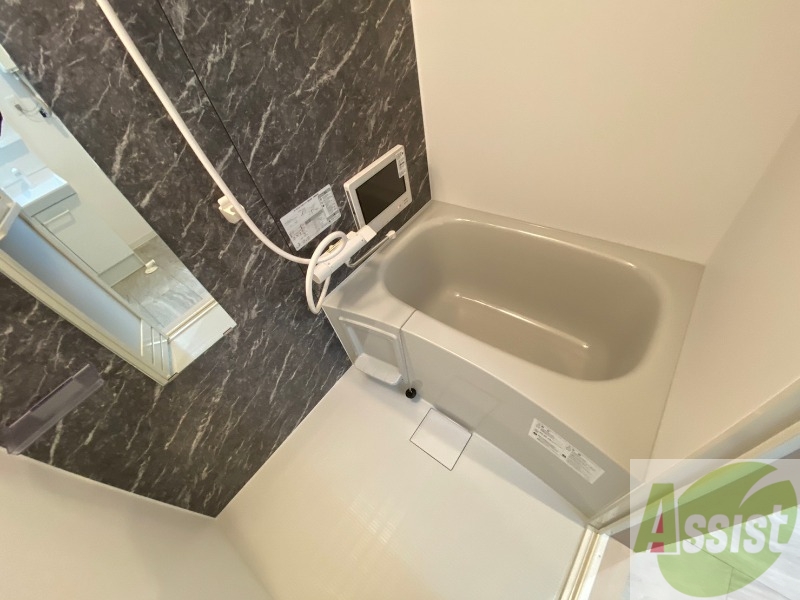 バス・シャワールーム　お風呂です。ゆっくりお風呂につかるのも体に良いですね～