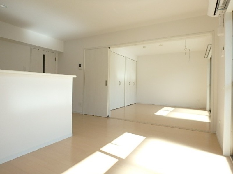 居室・リビング　図面と現状に相違がある場合には現状を優先