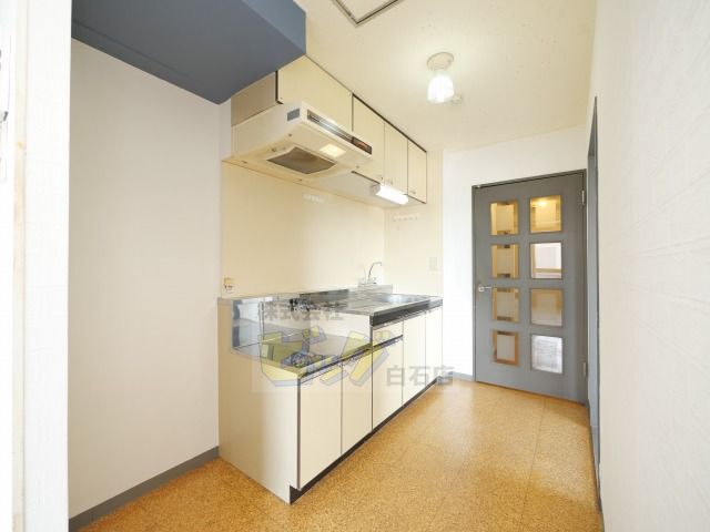 キッチン　人気で使用しやすい独立キッチンです♪