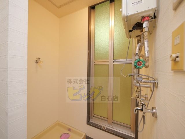 その他　室内洗濯機置き場完備しています♪