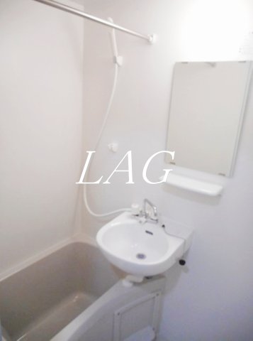 バス・シャワールーム　お風呂です。