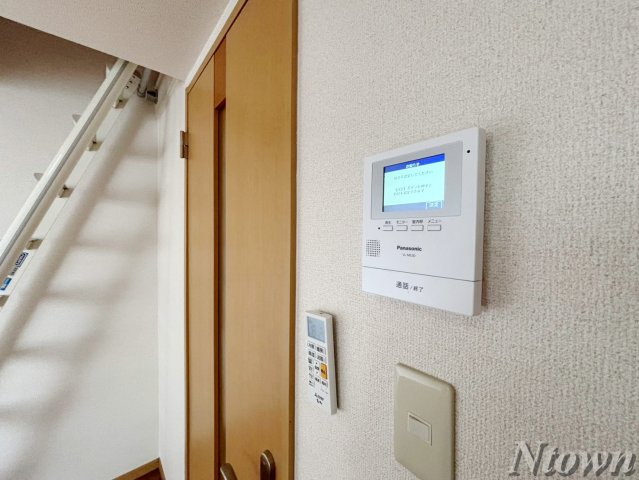 セキュリティ　モニター付きインターホンです