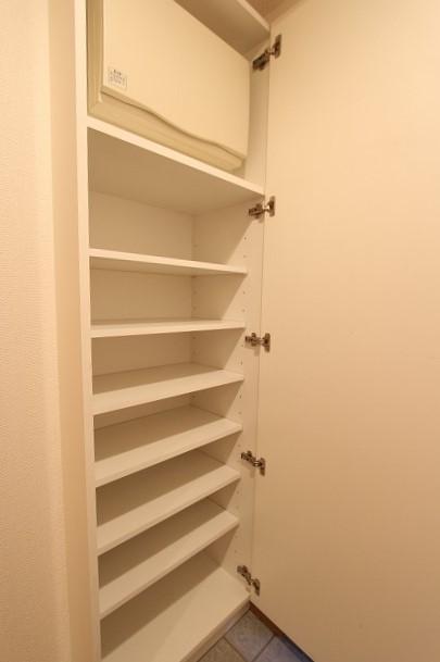 玄関　同タイプ別室